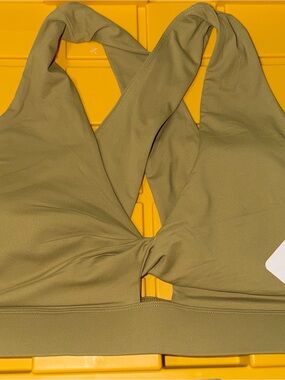 Fabletics Olive Twist-Front Sports Bra